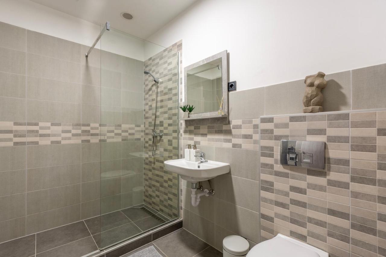 Deluxe Residence By Bella Budapest Bagian luar foto